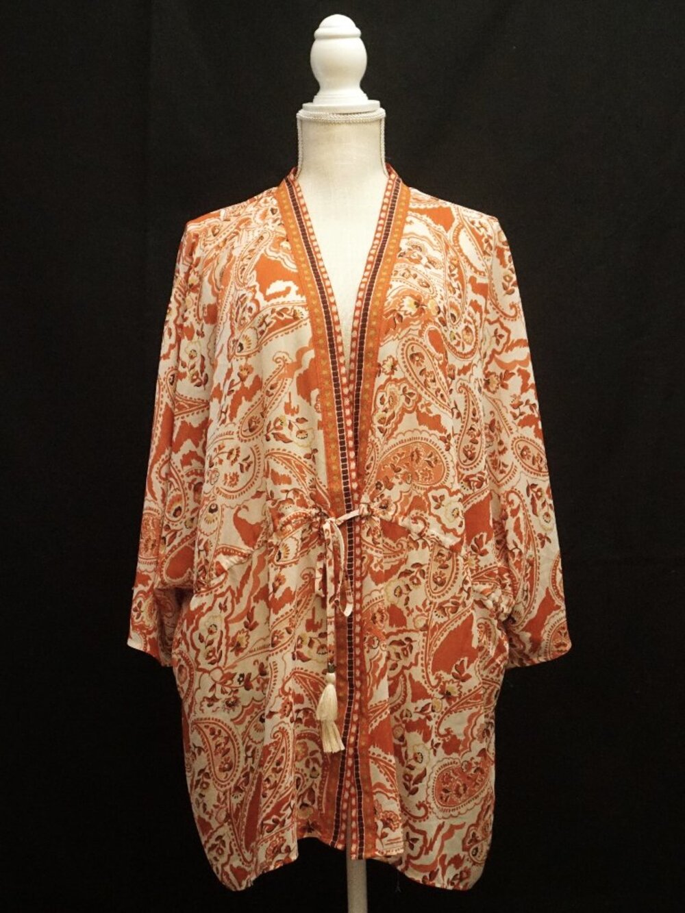 Dr2 Orange and Crème Paisley Tie Waist Shawl Swim Cover Up Women’s Large / XL